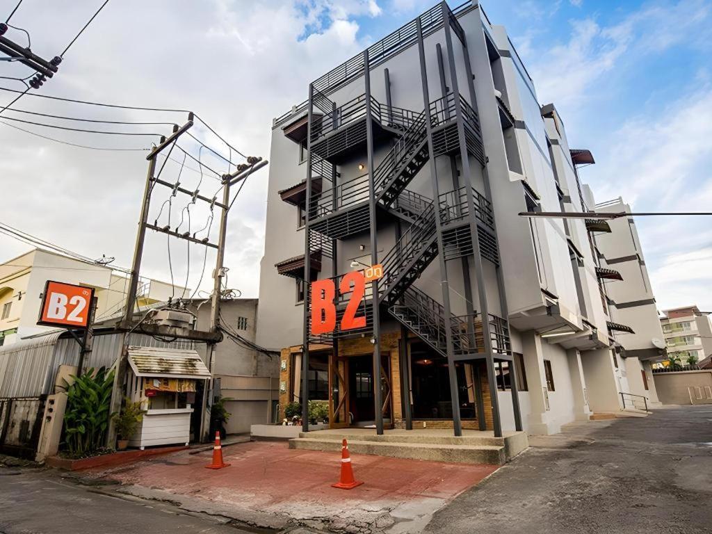 B2 Chiang Rai Night Bazaar Boutique & Budget Hotel Экстерьер фото